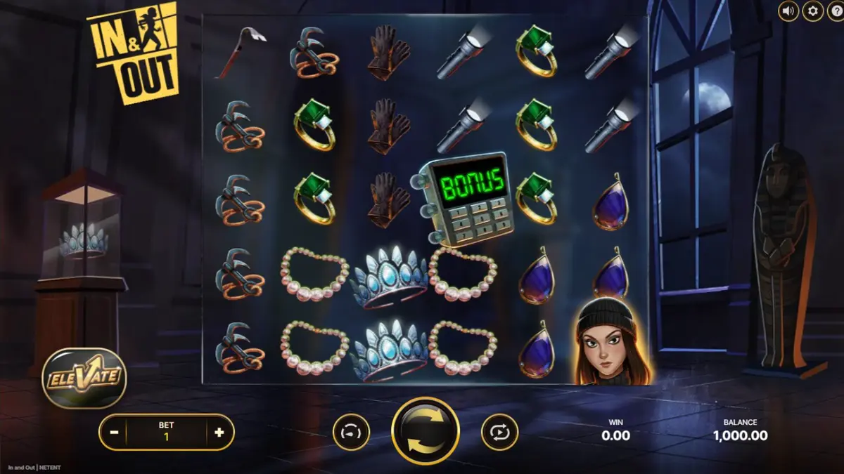Tampilan visual slot In and Out dengan tema pencurian di Paris